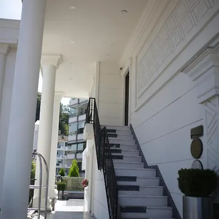 Northdoor Hotel 4*